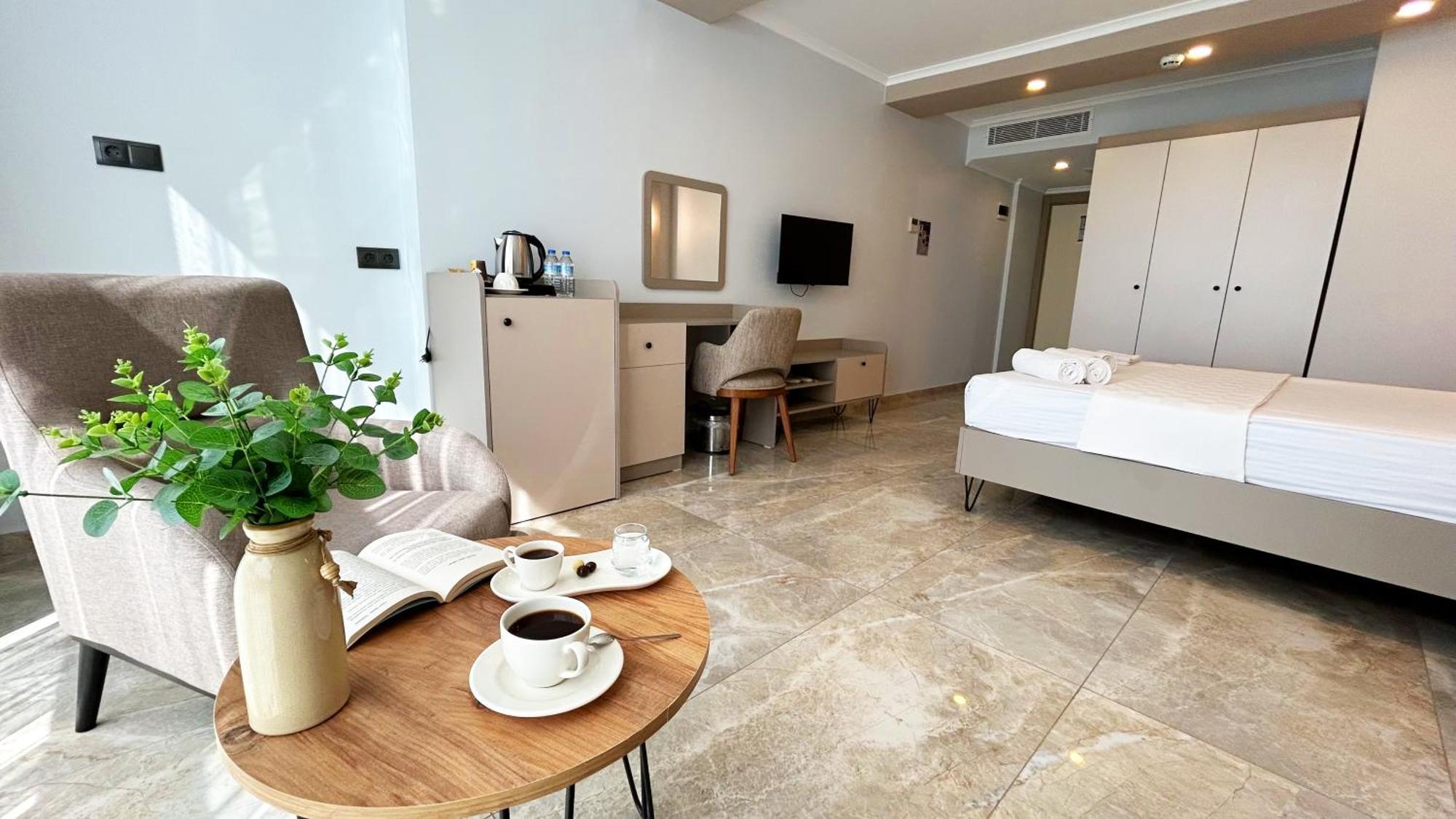 01 Nova Otel Дидим Экстерьер фото