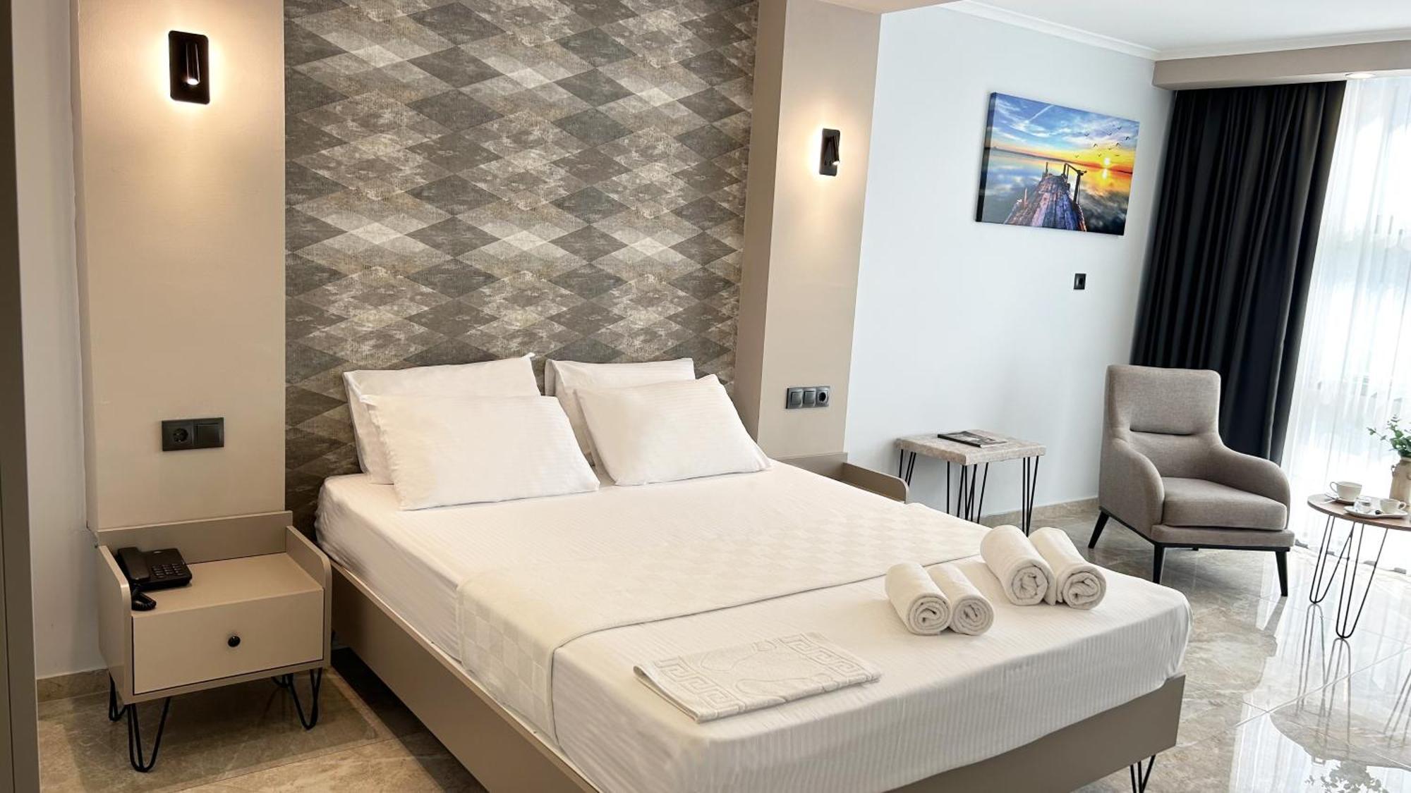 01 Nova Otel Дидим Экстерьер фото