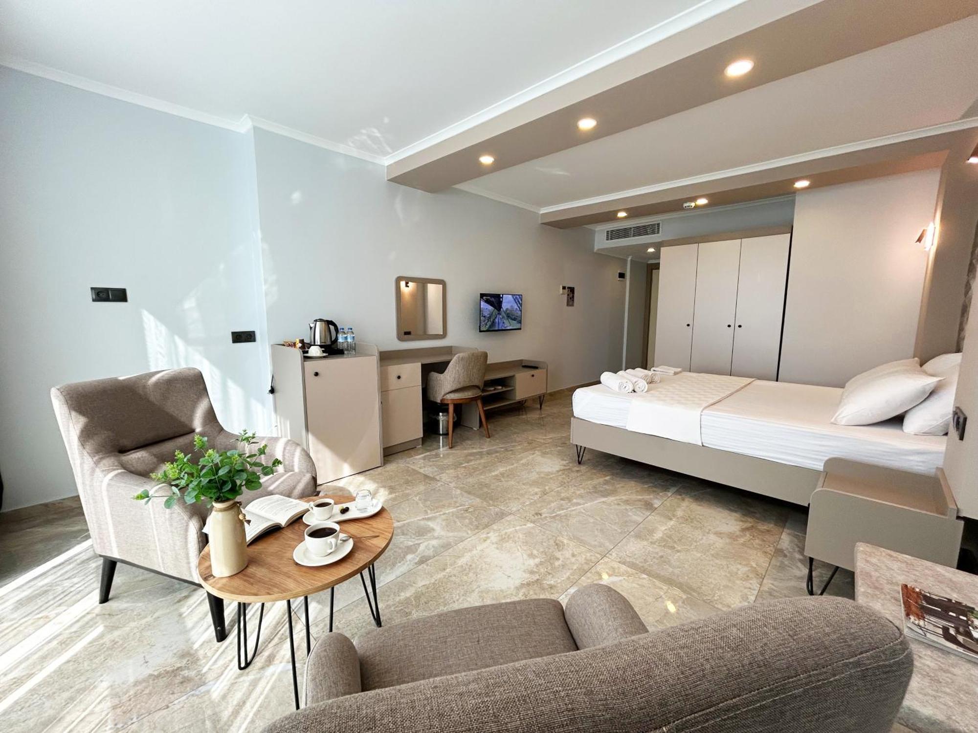 01 Nova Otel Дидим Экстерьер фото